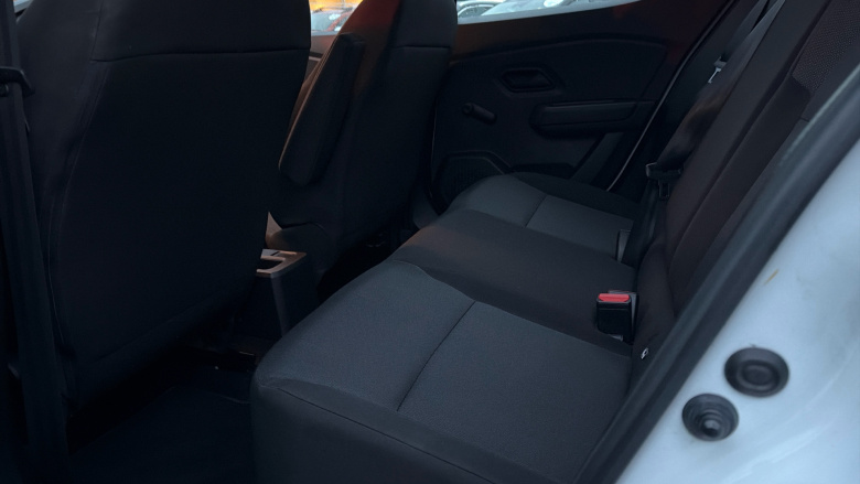 Dacia Sandero 1.0 TCe Essential 5dr Bi Fuel Hatchback